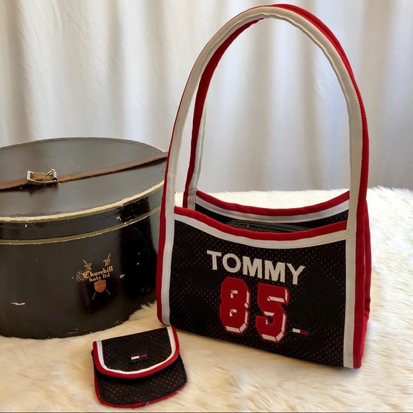 tommy hilfiger purse